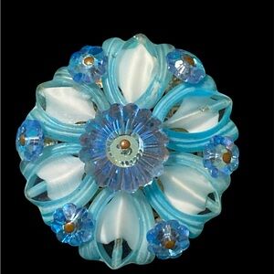 Elegant vintage  Blue Floral Brooch givre German glass brooch